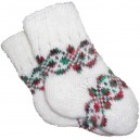 Толстые детские носки из ангорки белые с красно-черно - зеленым узором  
